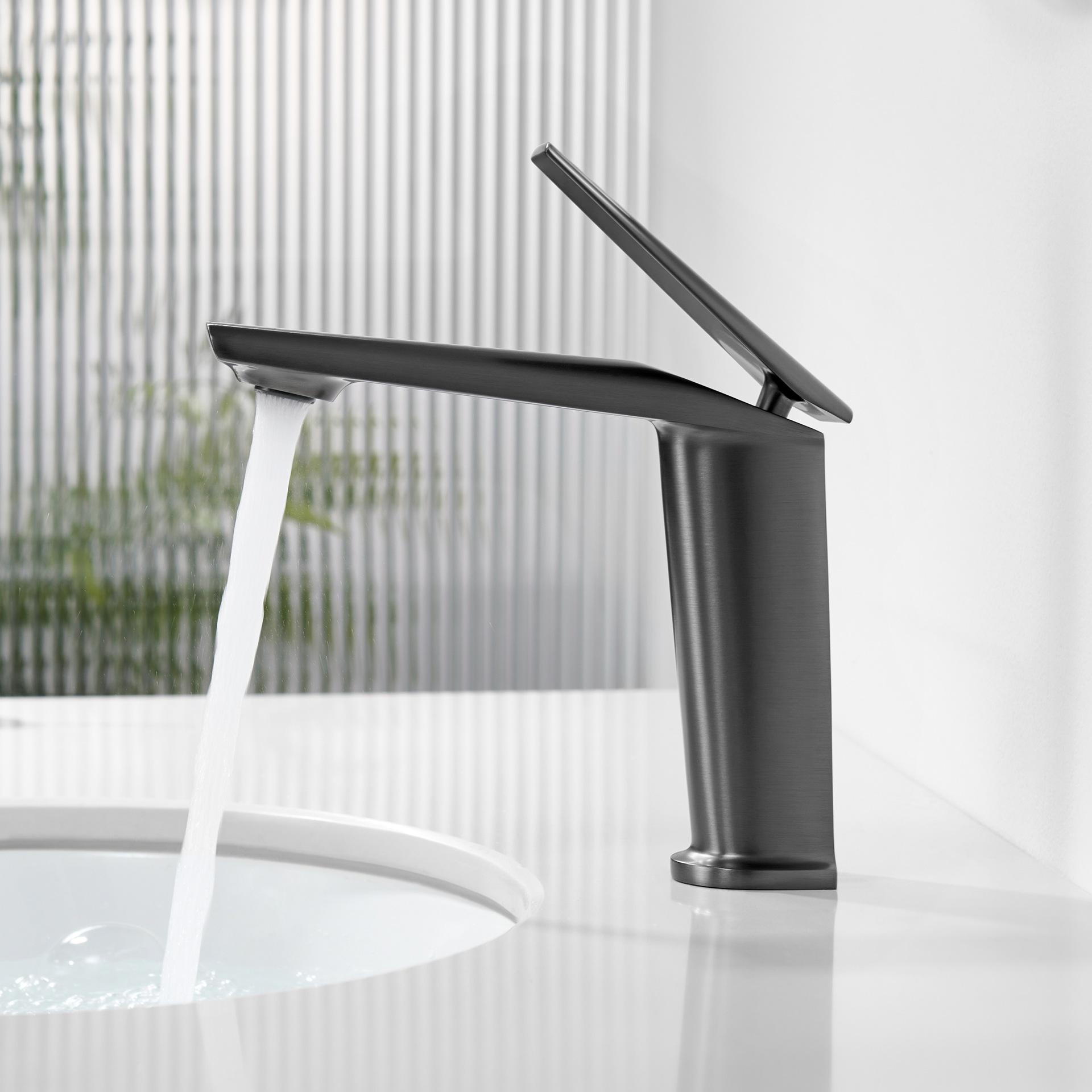 Faucet Manufacturer Tapware Factory Copper Basin Faucet Mixer Taps (Black,Brass) чёрный