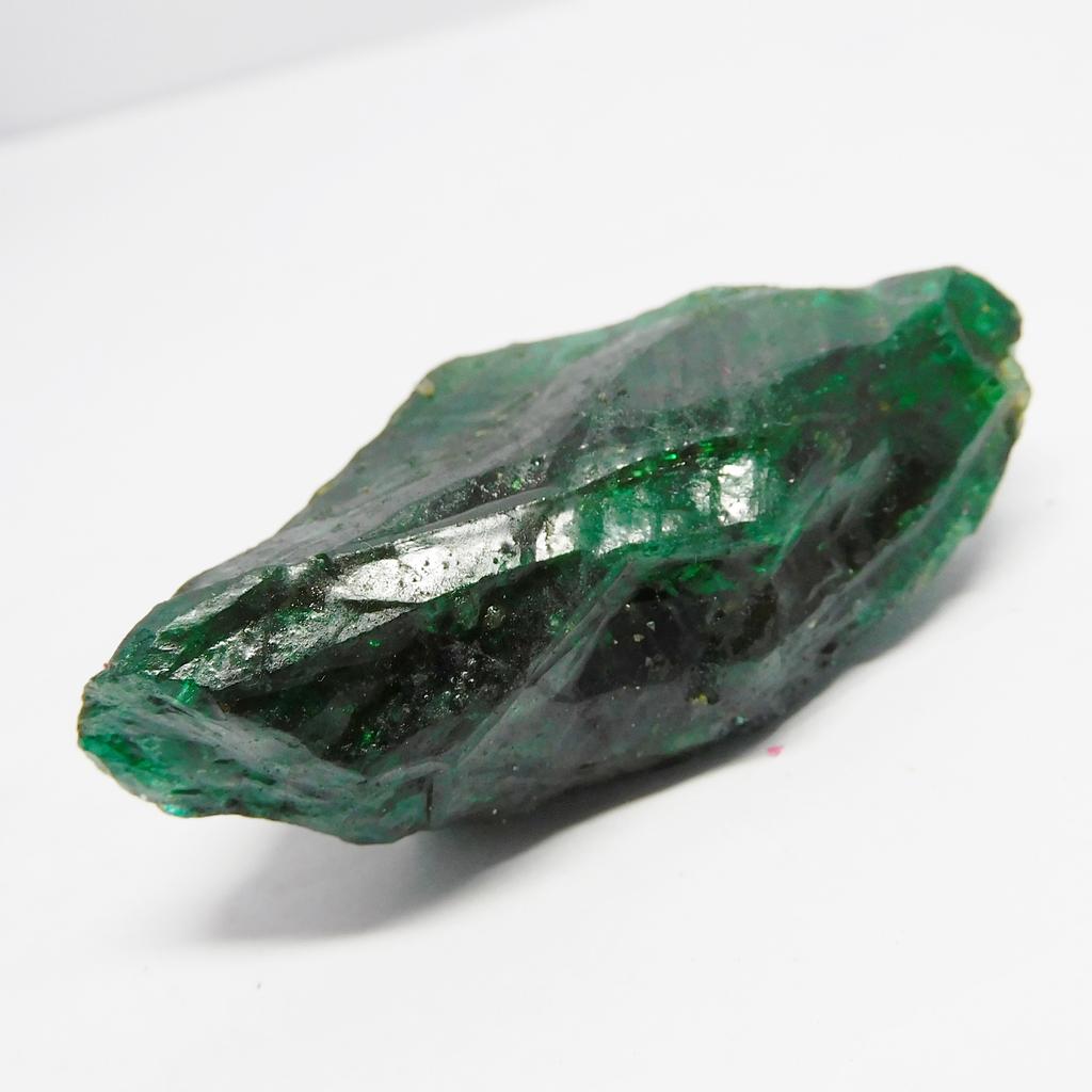 Natural Green Emerald 167.15ct Rough Certified Loose Gemstone