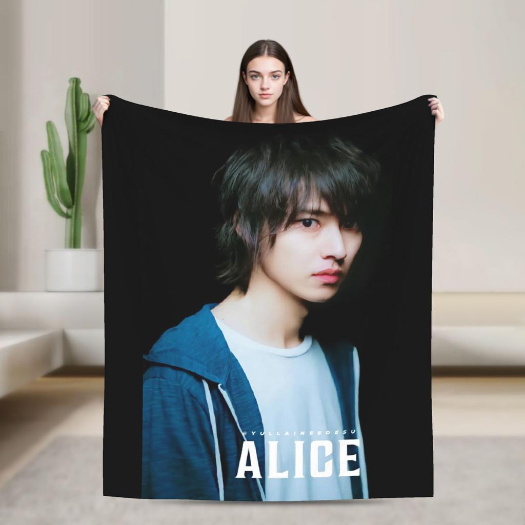 Alice aus Alices in Borderland Plüschdecken Mädchen Jungen Flanell Bettwäsche Decken für Schlafzimmer Warm Weich Benutzerdefinierte Qualität Tagesdecke