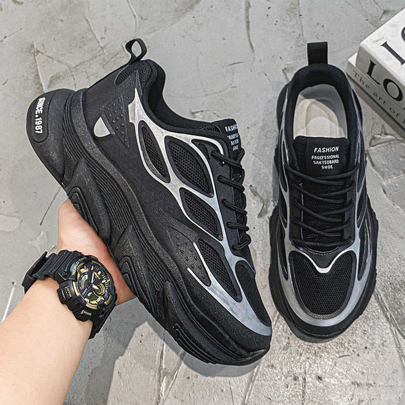 Fashion Lace-up Special Size Luxury Sports Shoes Vulcanize Men's Sneakers Shoes Luxury Super Brand Tenks Trainers Shuse Snekers