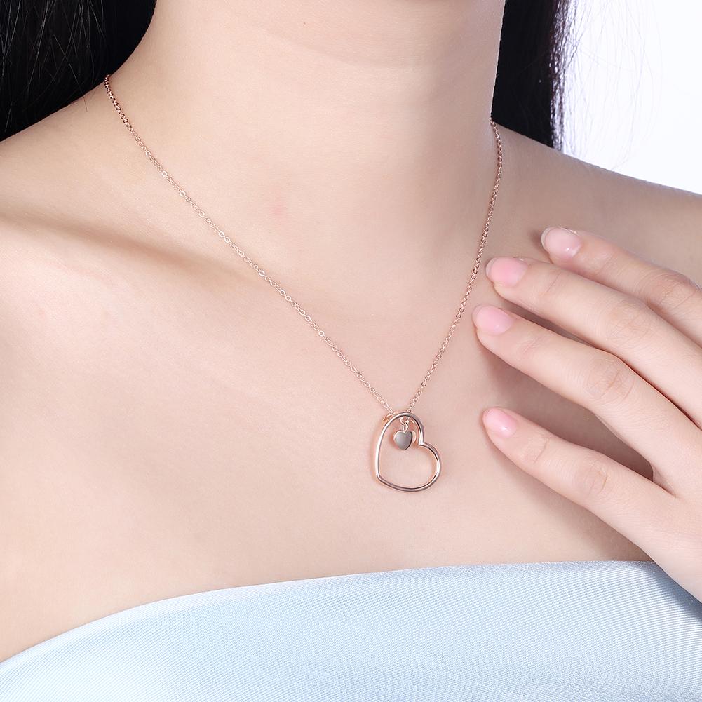 Women Creative Fashion Heart-shaped Pendant Necklace Simple Exquisite Necklace Ornament Great Gift for Mother's Day