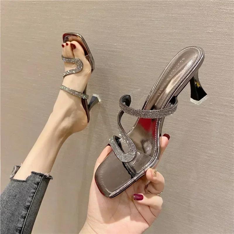 

2024 Woman Summer Square Head Slippers Sandals Fashion Wine Glass Mules High Heels Slipper Sexy Versatile Designer Shoes Women 35 срібний