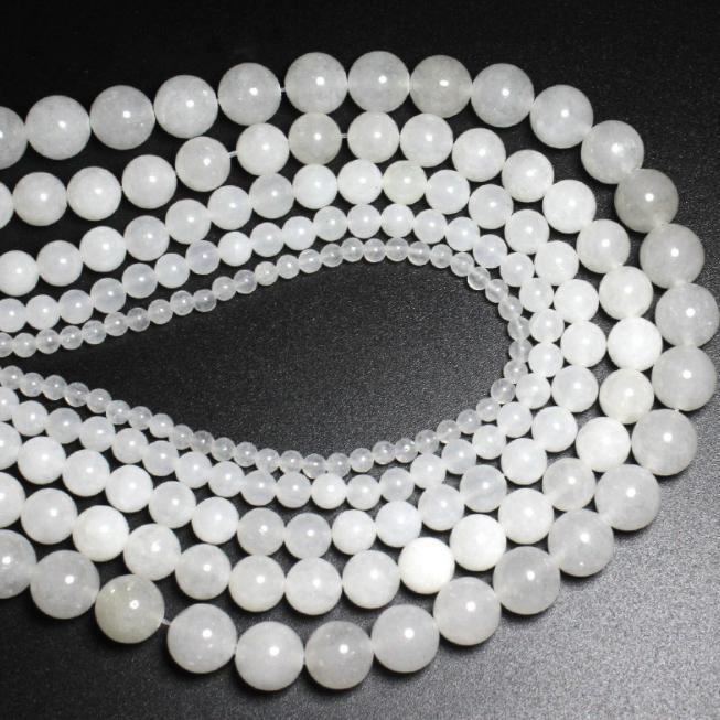 Natürlicher Edelstein weißer Jade DIY Modeschmuck Zubehör Streuperlen