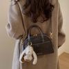 Modern Pu Bag For Women With Zipper Closure And Interior Pouch For Daily Use