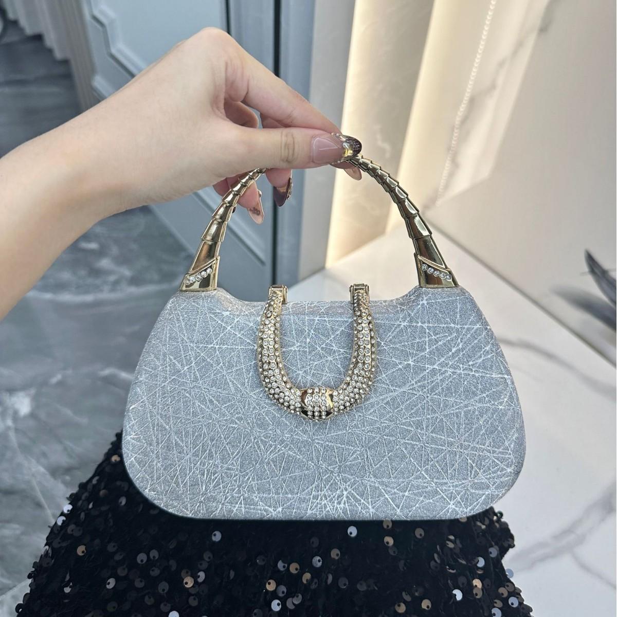 

New spot popular dress banquet with small square bag fine flash clutch bag portable dinner bag