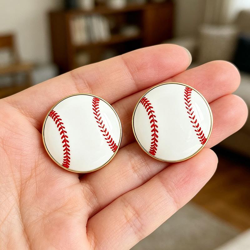 Sports Style Baseball Volleyball Brooch Niche Ball Category Pin Accessories Student School Bag Sweatshirt Decoration