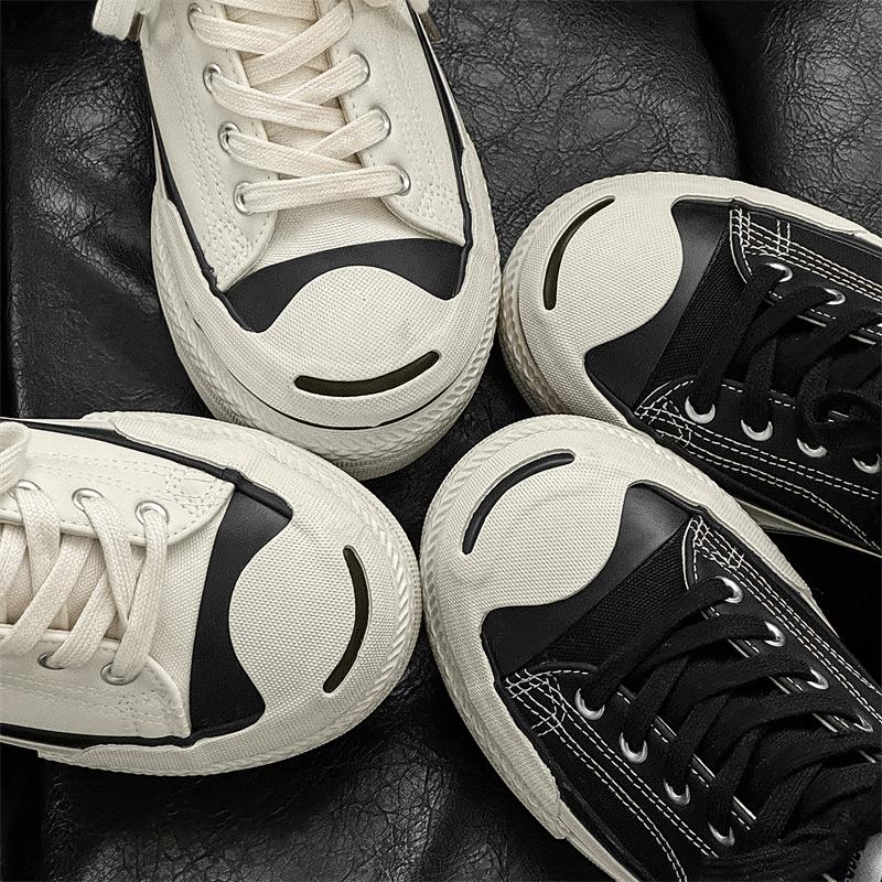 Παπούτσια Κάνβας 2025 Νέα Καλοκαιρινά Χαμηλού Κόψιμου Αυξητικού Ύψους Παχύσολα Λευκά Παπούτσια Ανδρικά Μαλακής Σόλας Δέσιμο με Κορδόνια Casual Παπούτσια Μαθητών