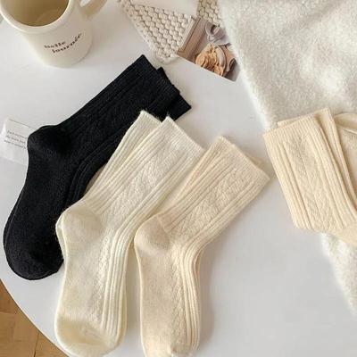 Winter Socks Women Cashmere Wool Thicken Warm Women Socks Sox Fashion Harajuku Thermal Long Socks Thickened Knit Warm Socks