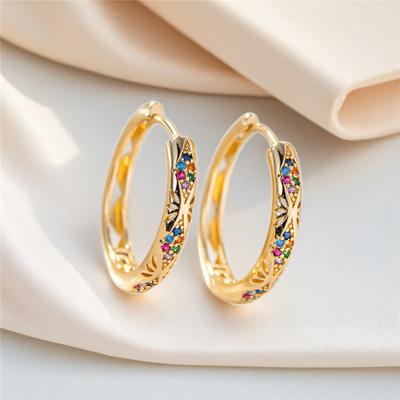 Boucles d'oreilles créoles mignonnes en pierre zircon arc-en-ciel blanc pour femmes, bijoux de mariage de luxe couleur or pour femmes