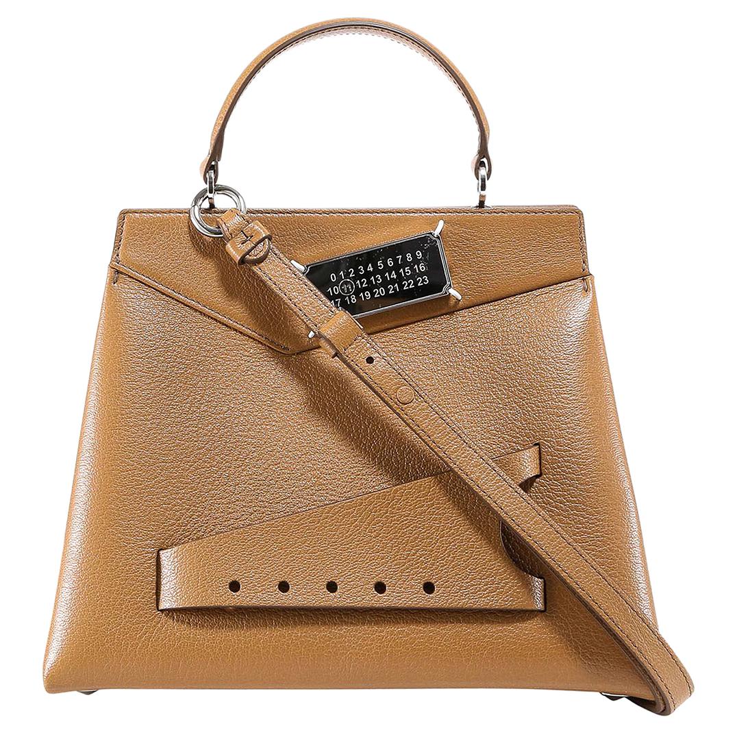 

Maison Margiela Triangle Bag Design Logo Patch Shoulder Crossbody Handbag Medium Women Handbags Brown S56WD0124PR044T2281 Basic Set (Bag+Dust Bag)