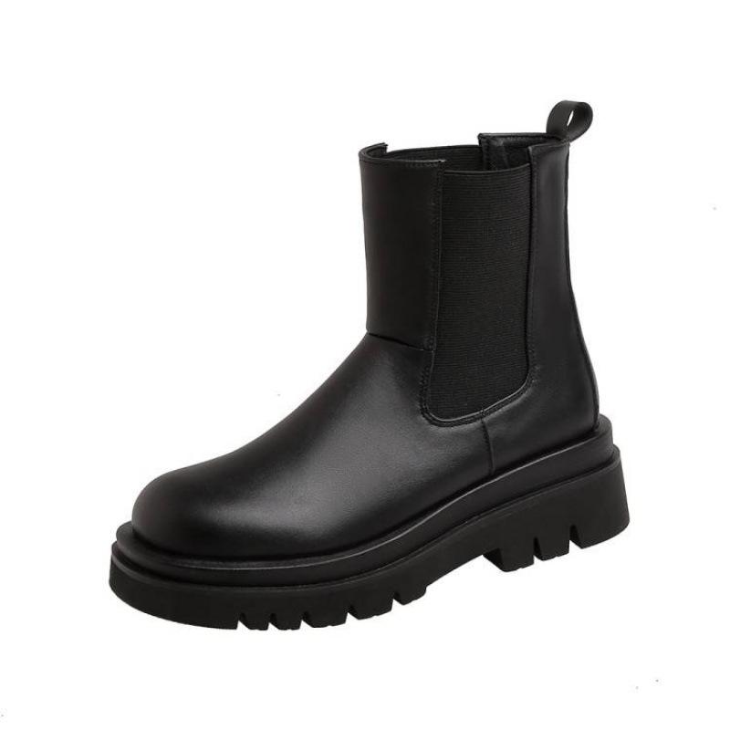 Autumn and winter round head thick sole large size women's boots sleeve solid color medium heel non-slip Martin boots new square heel medium boots