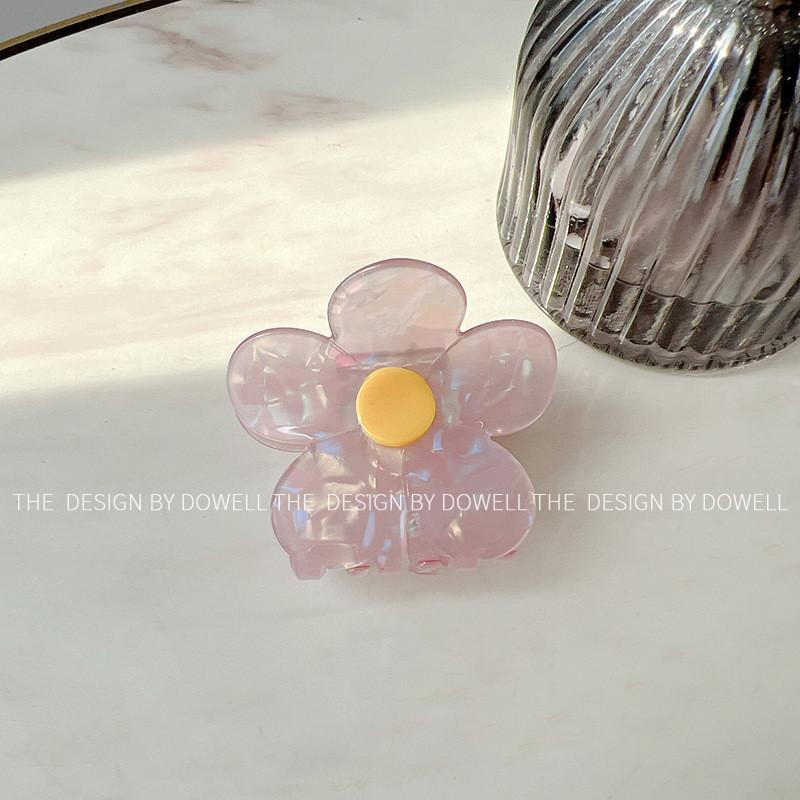 Charming Handcrafted Floral Hair Claw Clip For Women In Beautiful Colors