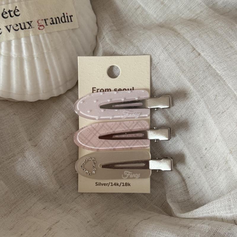 3Pcs Grid Patterned Heart-Shaped Hair Clip With No Trace On The Side Women'S Bangs Duckbill Headwear Y2K Gift