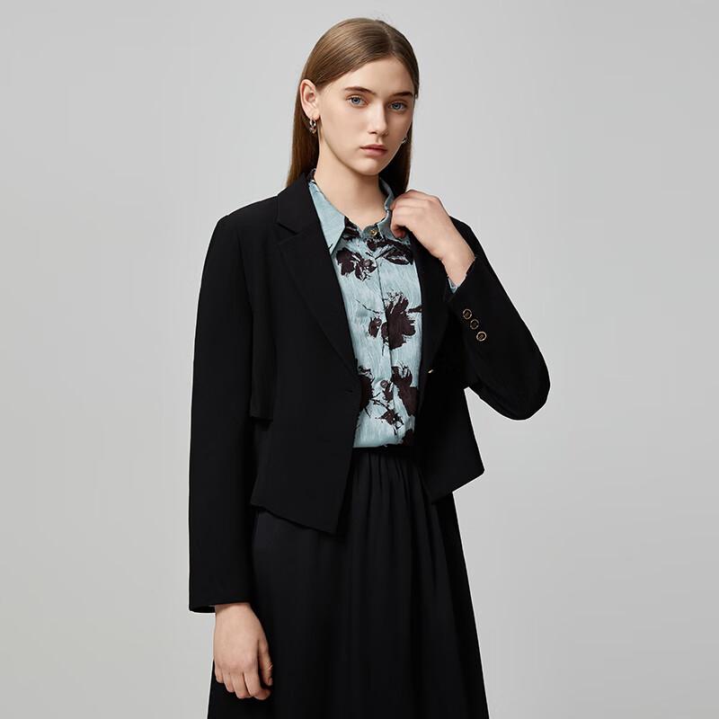 

Women s Casual Short Long-Sleeve Blazer L