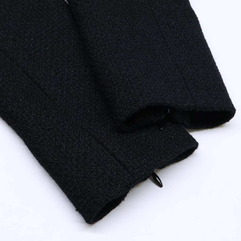 CHANEL [Good Condition] 16B P54617V37240 CC Logos Plate Front Pleated Tweed dress 34 blackUsed