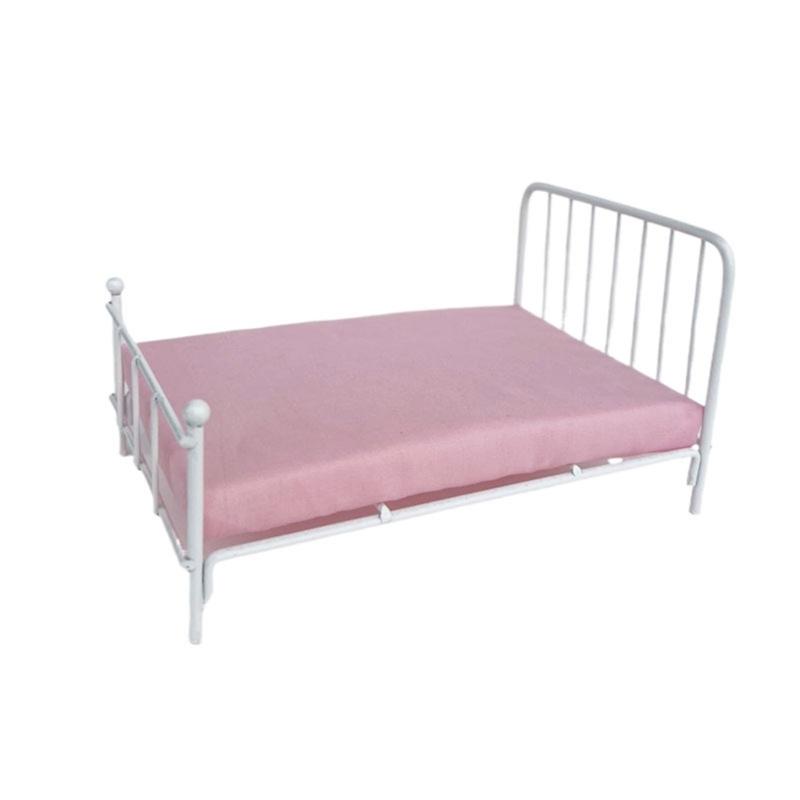 

White Metal Dollhouses Bed 1 12 Scale with Mattress and Pillow Portable for Dollhouses Bedroom Setups Daily Use 1 белый
