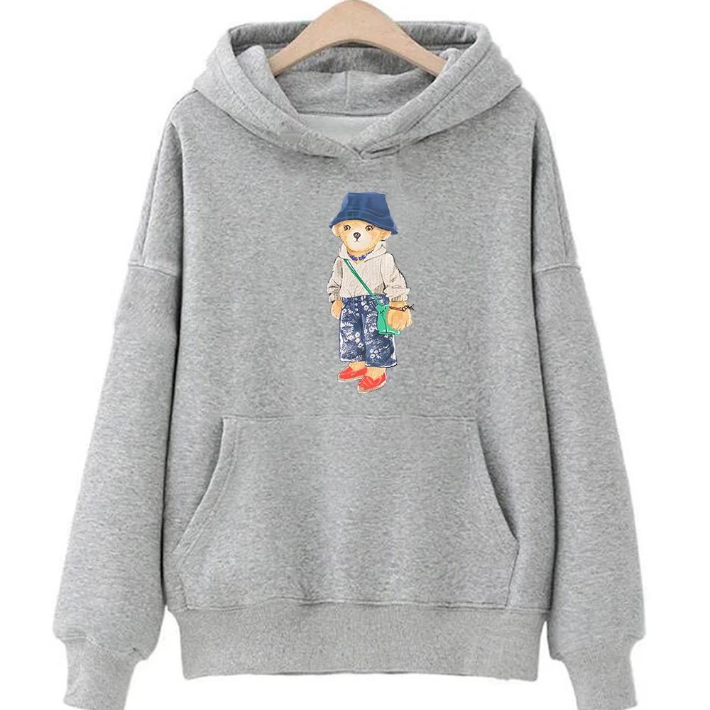 Trendy Cartoon Bear Graphic Hoodies Women Winter Sweatshirts Fleece Clothing Comfortable Crewneck Pullovers Casual Long Sleeve