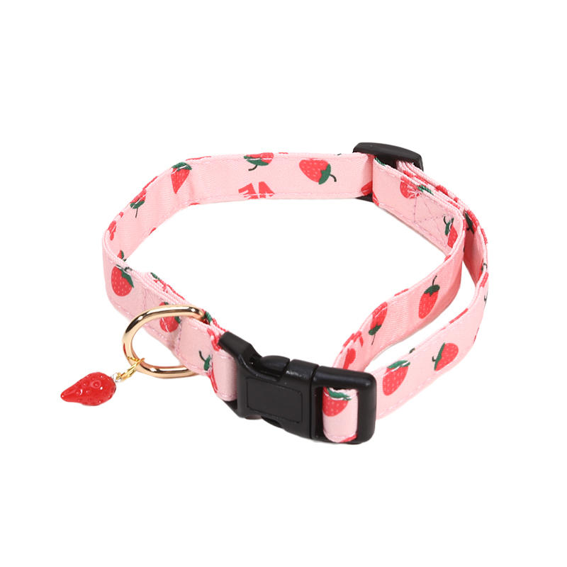 Fruit Pattern Pet Dog Collar Cute Strawberries Print Dog Collar Soft Comfortable Dog Necklace Daily Walk Adjustable Cat Collar