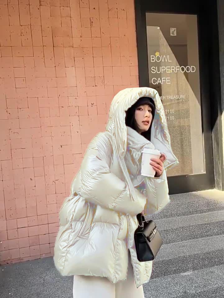 2024 Korean version of puff down jacket women's tide loose version fashionable foreign style small white duck down hooded warm jacket