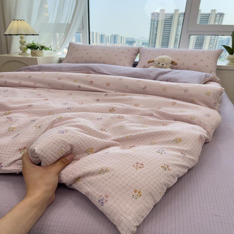 Ins wind bed four-piece spring small fresh quilt cover cartoon washed cotton bed sheet school dormitory bed three-piece set