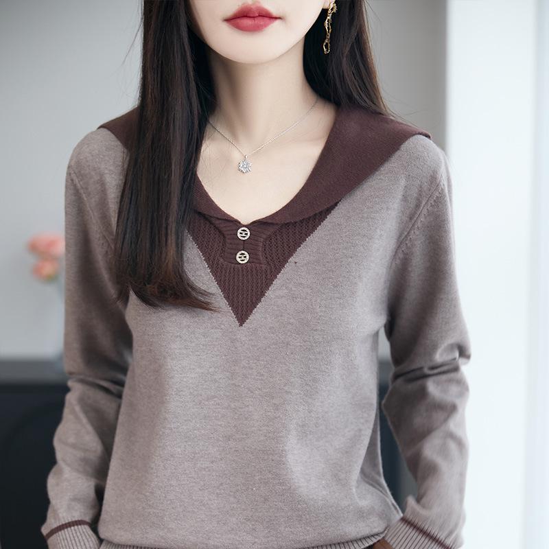 2025 Autumn Women's V-neck Knitted Sweater: Fashionable Two-piece Casual Pullover