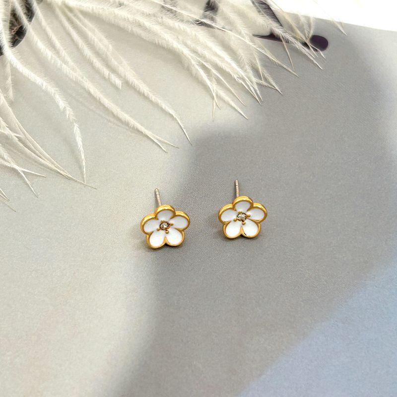 Manufacturer'S Supply Light Luxury High-End Plum Blossom Earrings Light Luxury Temperament Versatile Zircon Earrings Spot Women
