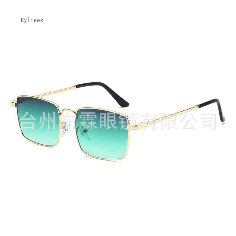 New Fashion Square Sunglasses Men  Designer Vintage Metal Sun Glasses For Women Retro Travel UV400 Eyewear gafas de sol