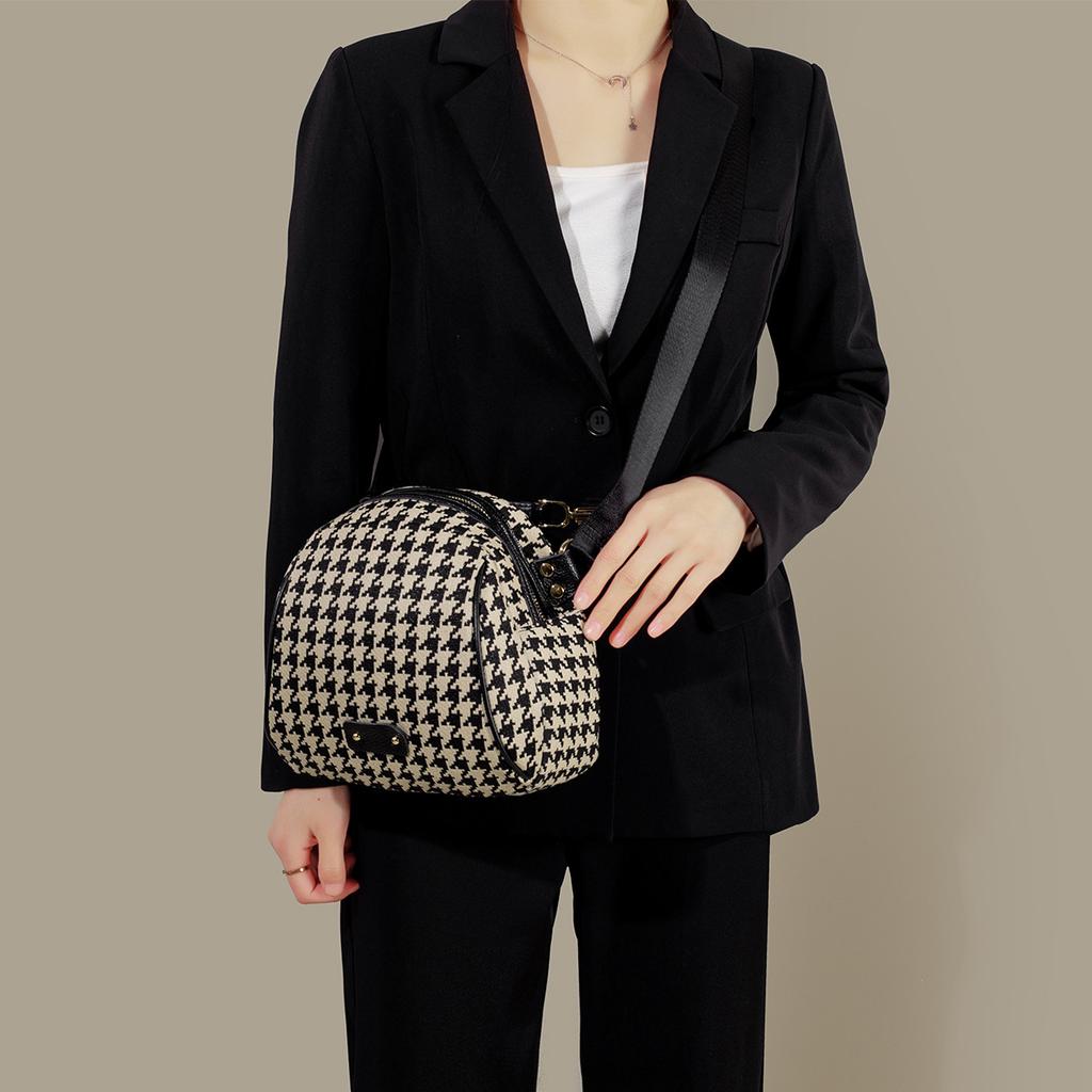 2024 Summer New Women's Bag: Trendy Small Houndstooth Pattern Fashionable Versatile Shoulder Bag, Crossbody Bag, Chest Bag