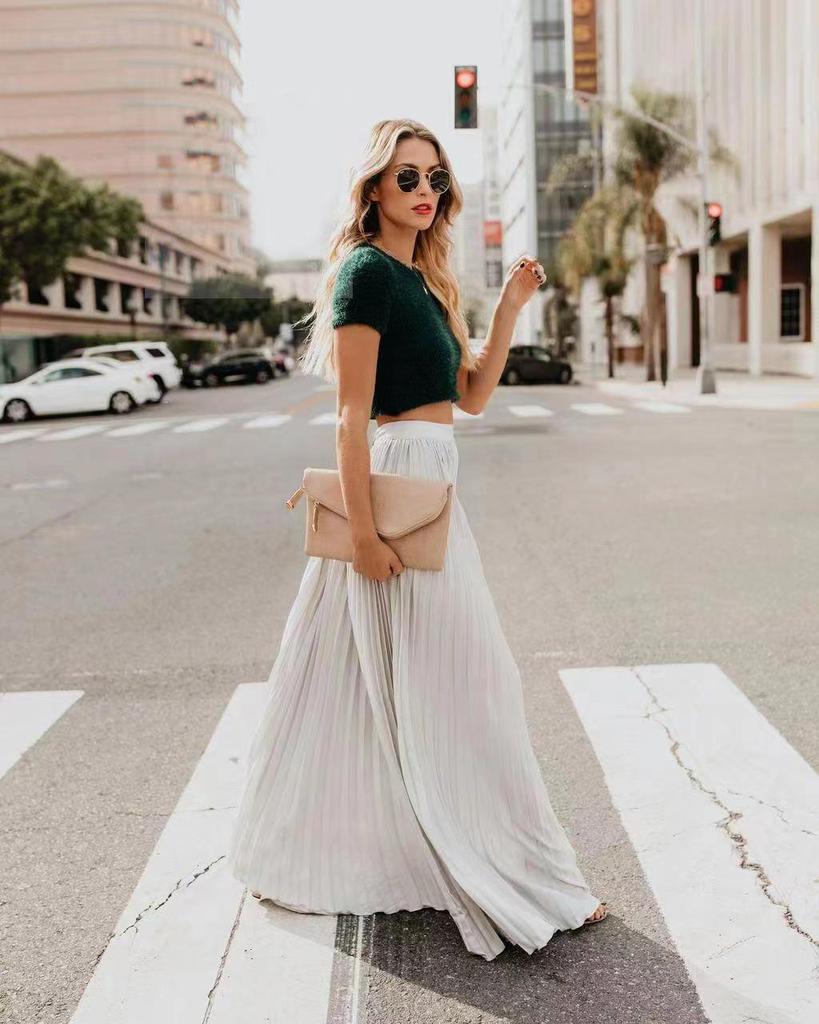 2025 Spring/Summer Solid Color Pleated Women's Midi Skirt - Large Swing Design