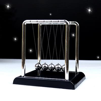 Pendolo di Newton in metallo, bilancia a culla di Newton, sfere in acciaio, pendolo a sfera, scrivania, tavolo, decorazione per la casa, fisica, scienza, pendolo