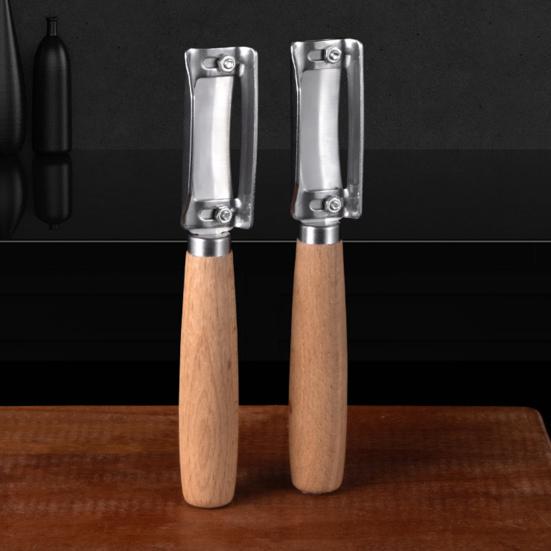 Pineapple Slicer Food Grade Rustproof Sharp Blade Corrosion Resistant Wooden Handle Labor-saving High Strength Handheld Pineapple Peeler
