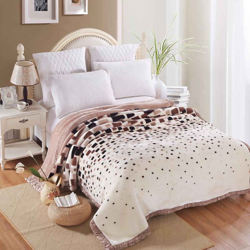 Double-Layer Thickened Raschel Blanket - Super Soft Anti-Static Fleece for Autumn/Winter, Perfect Wedding Gift.