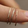 Simple and Fashionable New Stainless Steel Ring Cubic Zirconia Index Finger Ring, Couple Personality Thin Band Ring Zircon