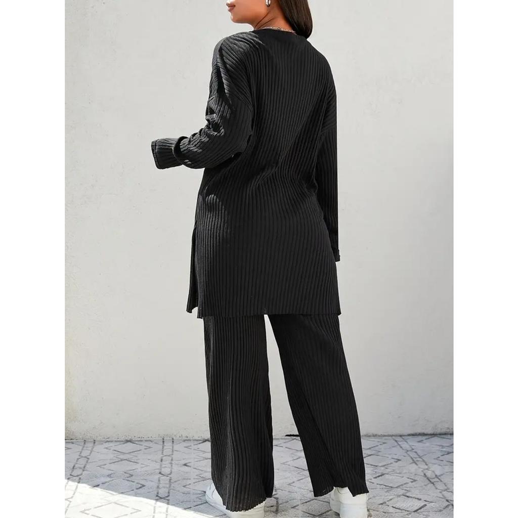 QICED Two-piece Set: A Fashionable, Casual and Slimming Round-neck Long-sleeved Solid-color Knitted Suit