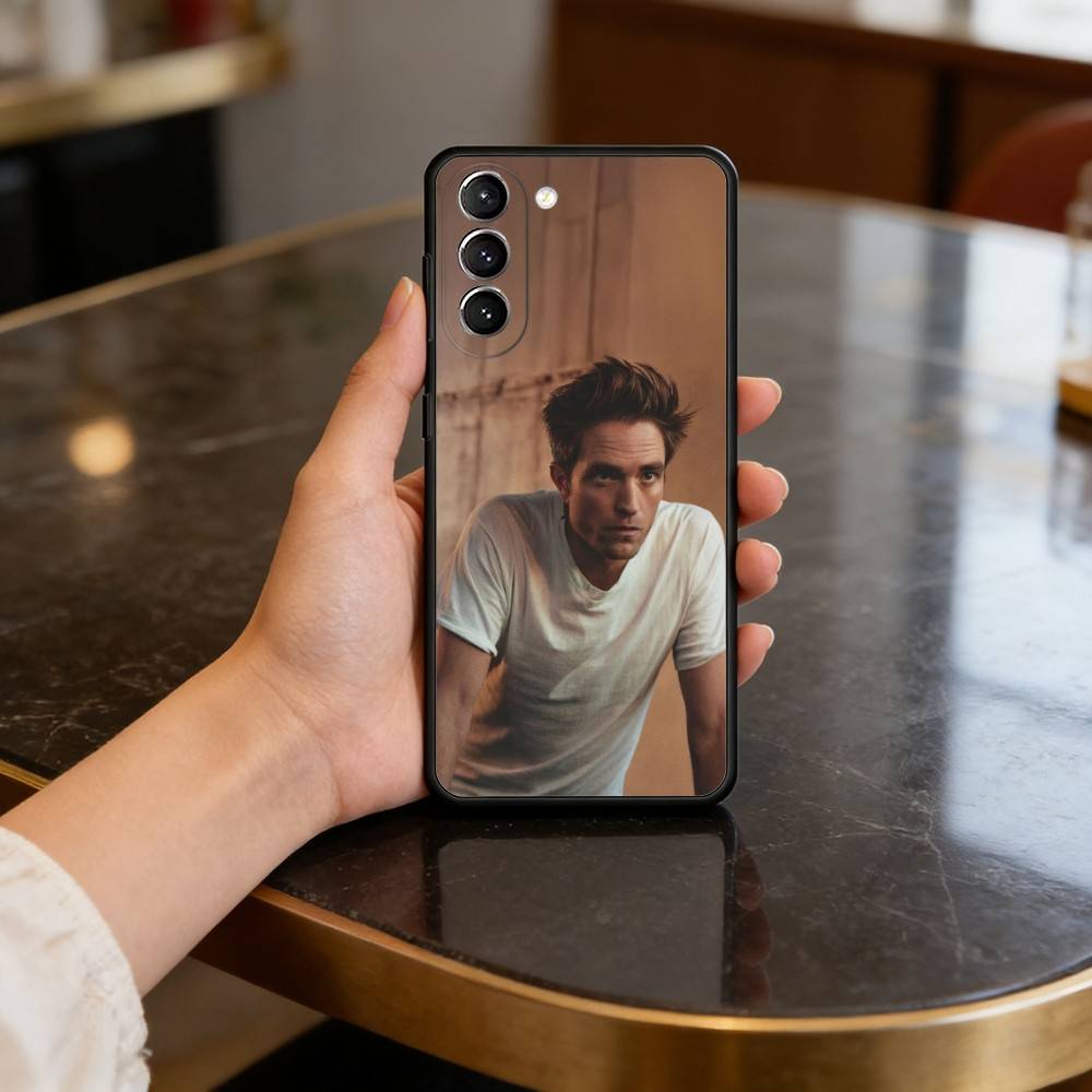 

R-Robert P-Pattinson Phone Case For Samsung S25,24,23,22,30,21,10,9,Ultra,Plus,Lite,FE,4,5 G Soft Black Case Samsung S225G
