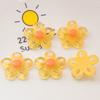 Bunte Hohlblumen-Anhänger Halskette Armband Schmuckherstellung Handgemachte Bastelartikel DIY-Zubehör 23x23mm 5 Farben