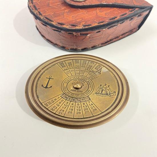Compass, Robert Frost Poem Engraving, Brass, 5.08 cm. 100 Year Calendars with Anchor Compass, in Leather Case