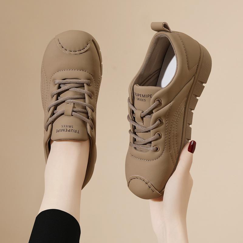 Bread Shoes Women's Spring and Autumn 2025 New Flat Casual Running Shoes Versatile Sports Shoes Women's Shoes