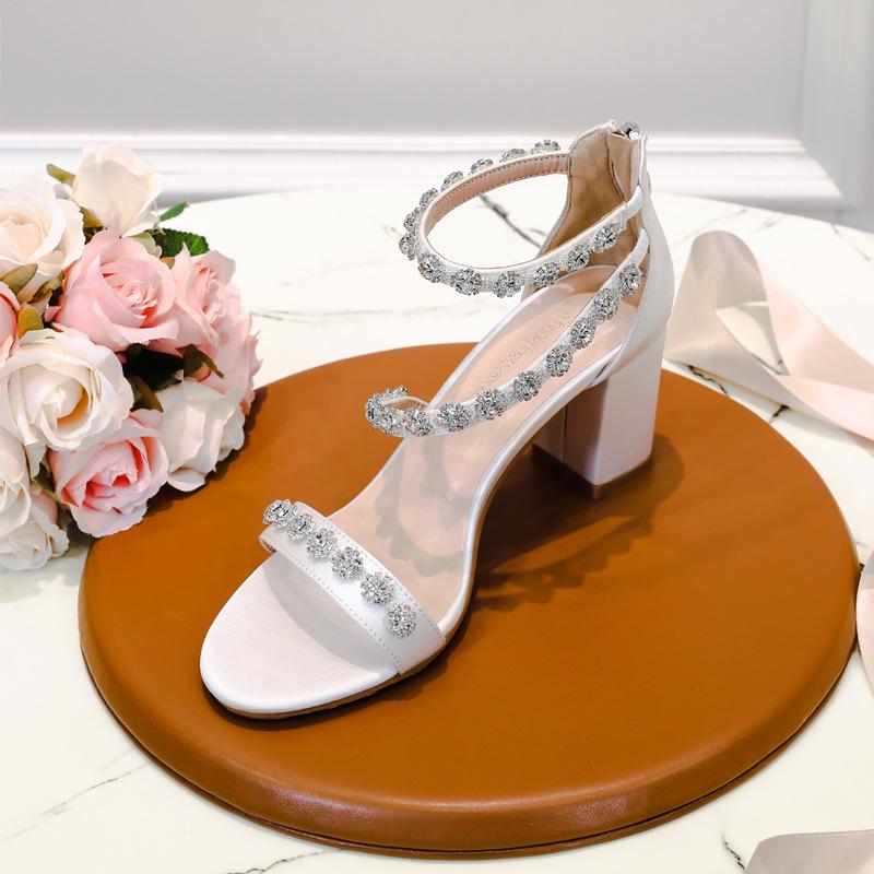 White High-heeled Sandals Thick-heeled Wedding Shoes Rhinestone Word with Round Head Diamond Chain Wristband New Fashion Temperament Women's Shoes