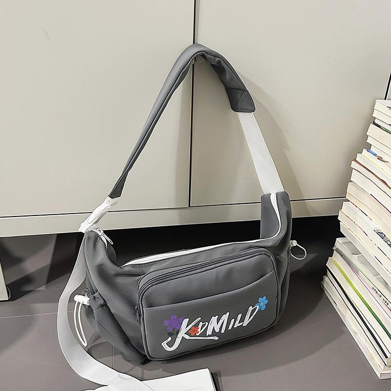 Japanese Ins Wind Messenger Bag Women's Fashion Letter Dumpling Bag Casual Large Capacity Boys Satchel Versatile Shoulder Bag