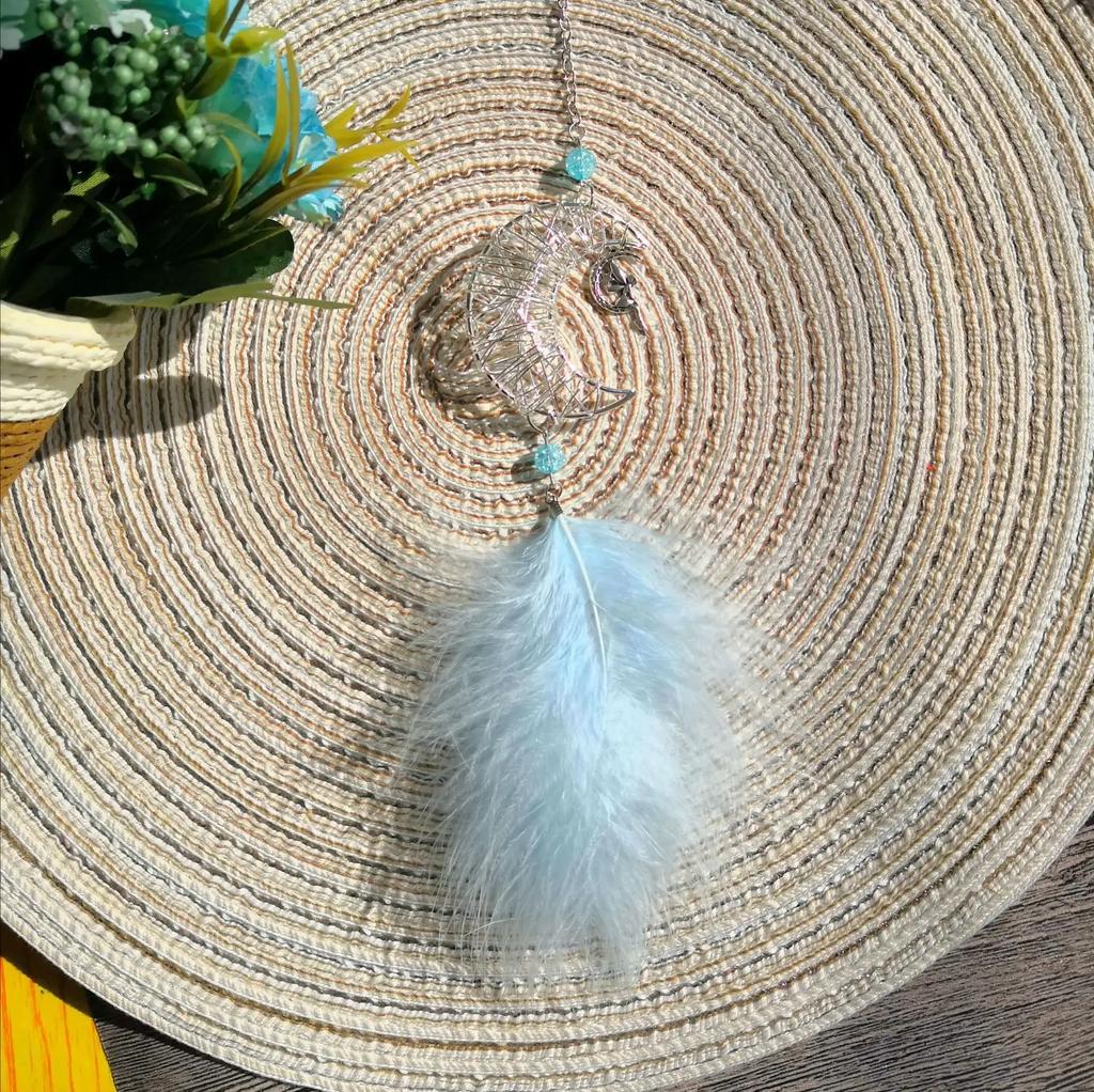 Personality Moon Wind Chimes Feather Hanging Ornaments Creative Hollow-out Bedroom Decor Pendant Room Decoration Accessories