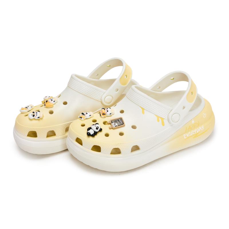 Crocs Crush Clog REGO Hot Dog Panda Baking Hand Painted Graffiti Detachable Accessories Hole Shoes Unisex White and Yellow