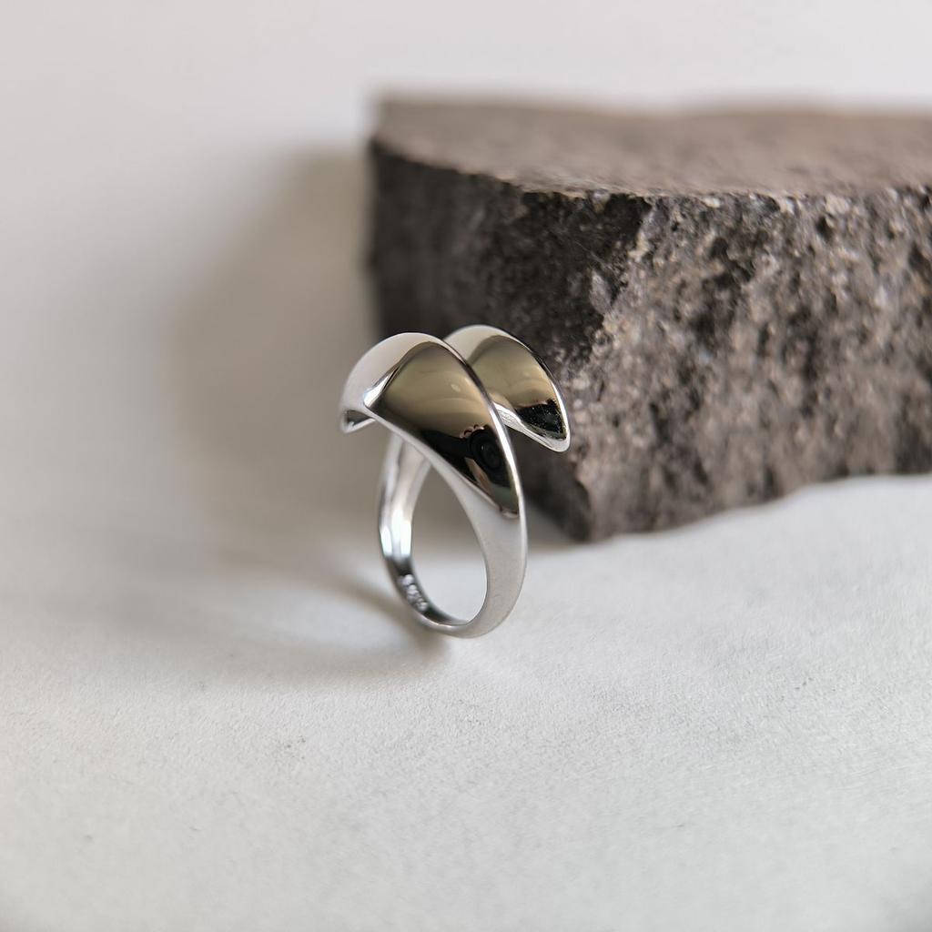 Silver Ring Without Stones, Product Weight 4.75 G (2185987)