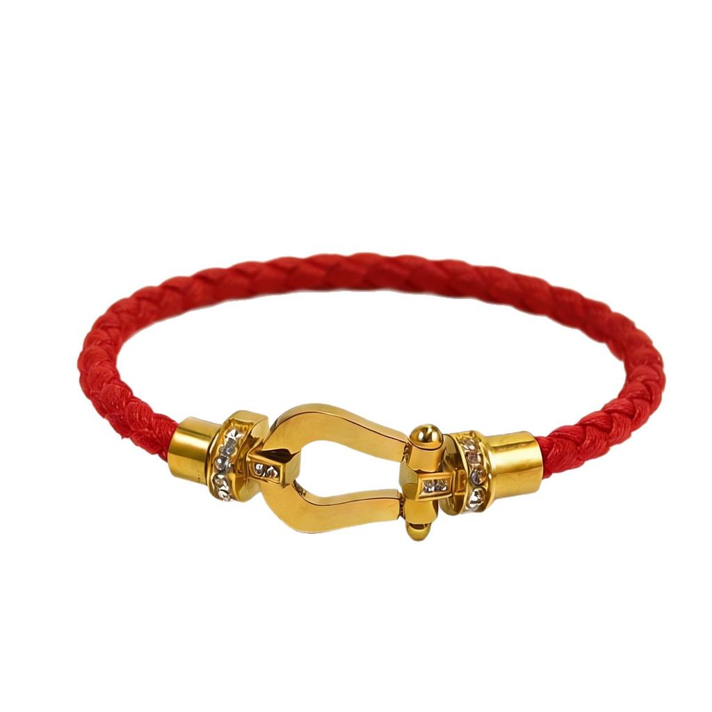 2026 Popular Pulsera en Forma de U de Herradura Tejida Microincrustada Ladrillo Medio Cuerda de Cuero de Doble Capa Hebilla Magnética Pulsera de Herradura