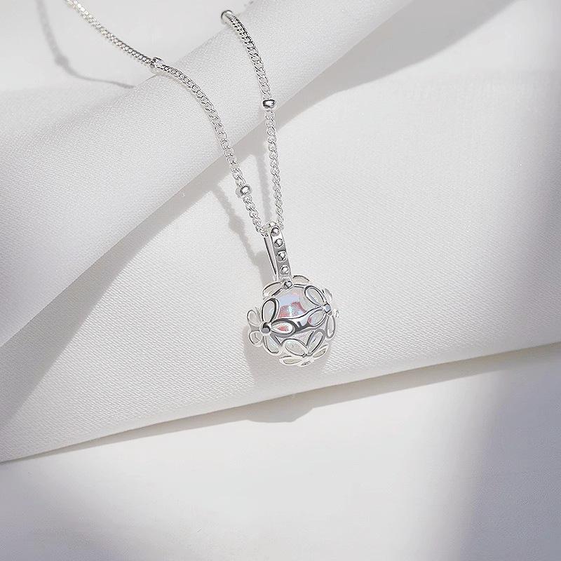 S925 Sterling Silver Moonstone Round Pendant Necklace for Women - Elegant Niche Design with Flower Collarbone Chain