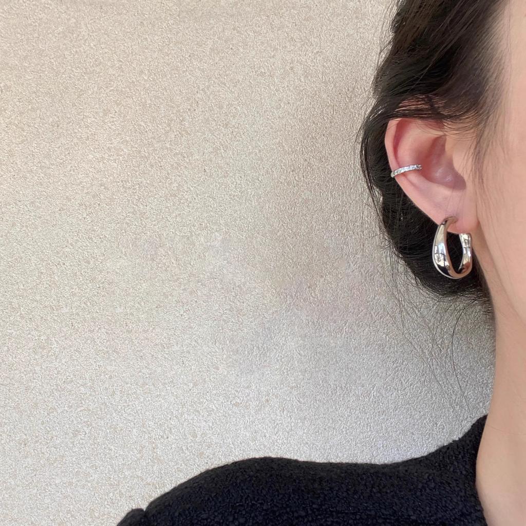 Cold wind irregular plain ring earrings women's simple niche design sense metal stud earrings 925 silver needle earrings