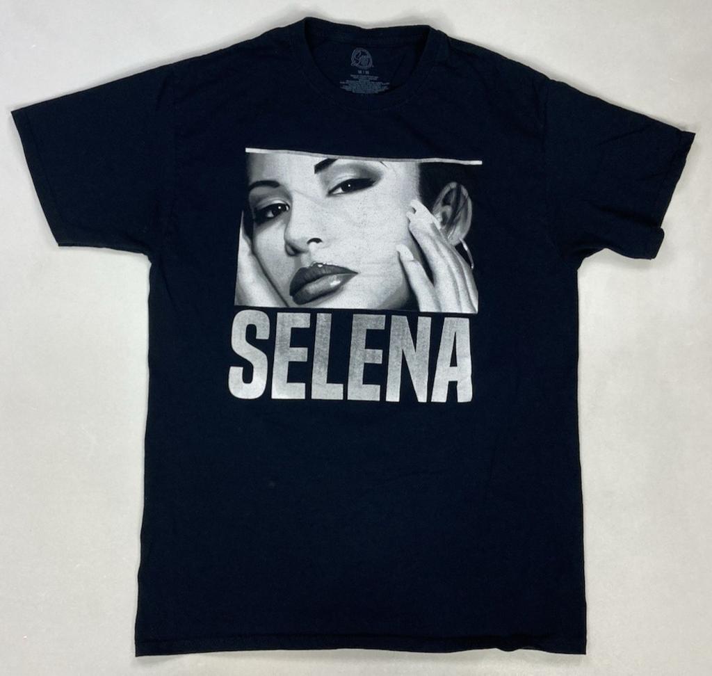 Selena Retro Graphic T-shirt Men Slim Fit Medium Black Short Sleeve Music
