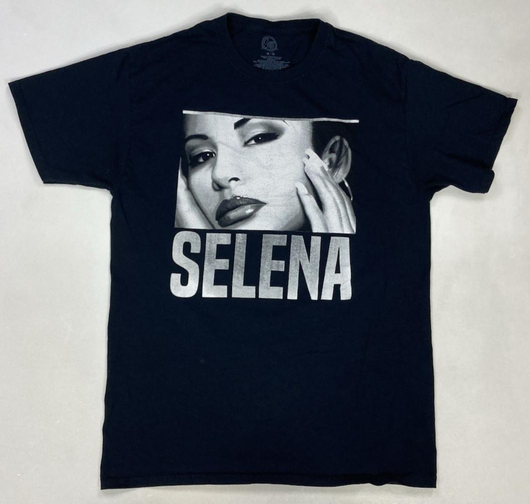 Selena Retro Graphic T-shirt Men Slim Fit Medium Black Short Sleeve Music S
