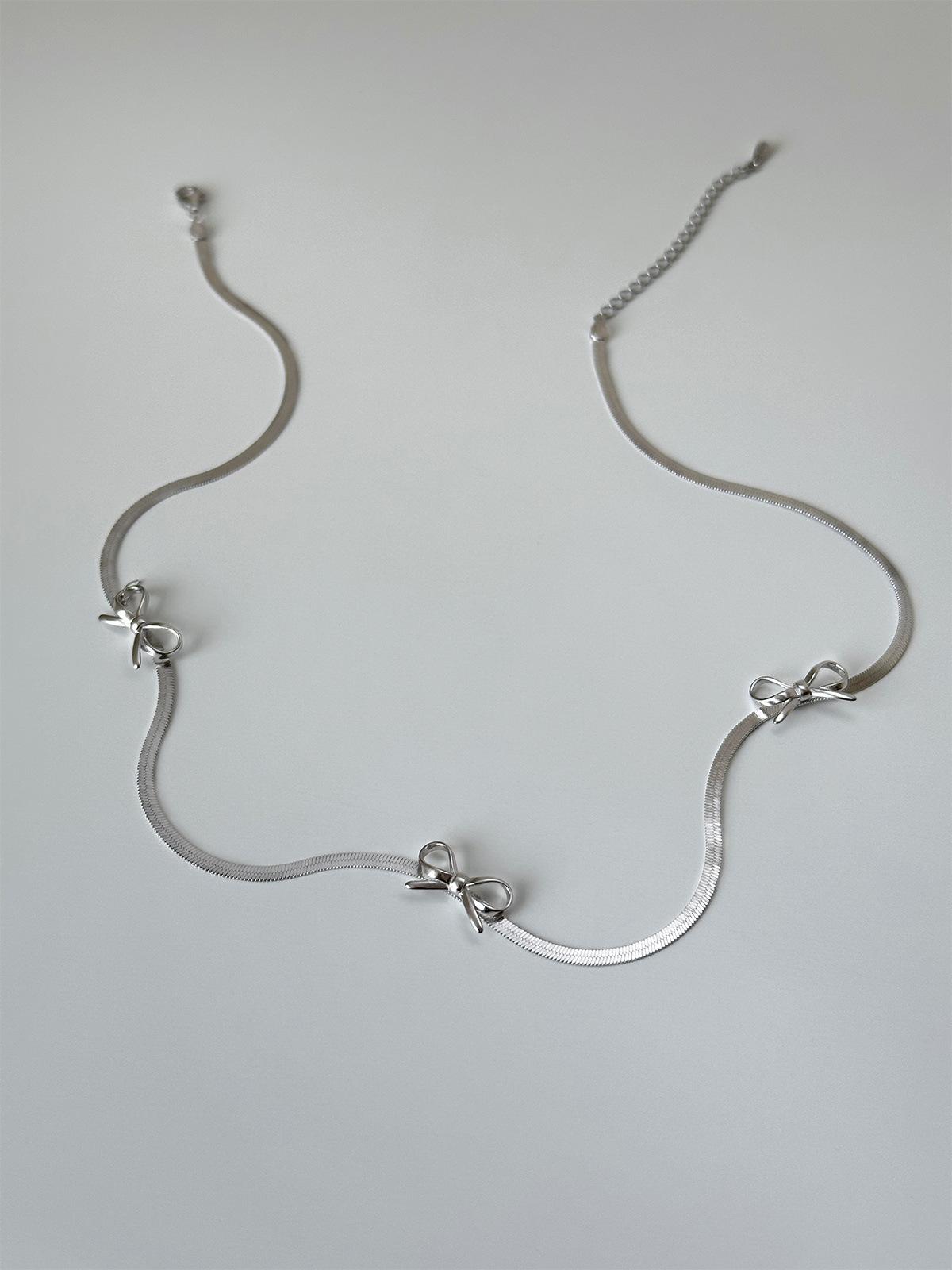 

Ожерелье из стерлингового серебра S925 с бабочкой, женское, легкая роскошь, изысканное, милое, с бантом, цепочка для ключицы, персонализированный дизайн, ювелирное изделие, цепочка на шею, тренд 925 silver