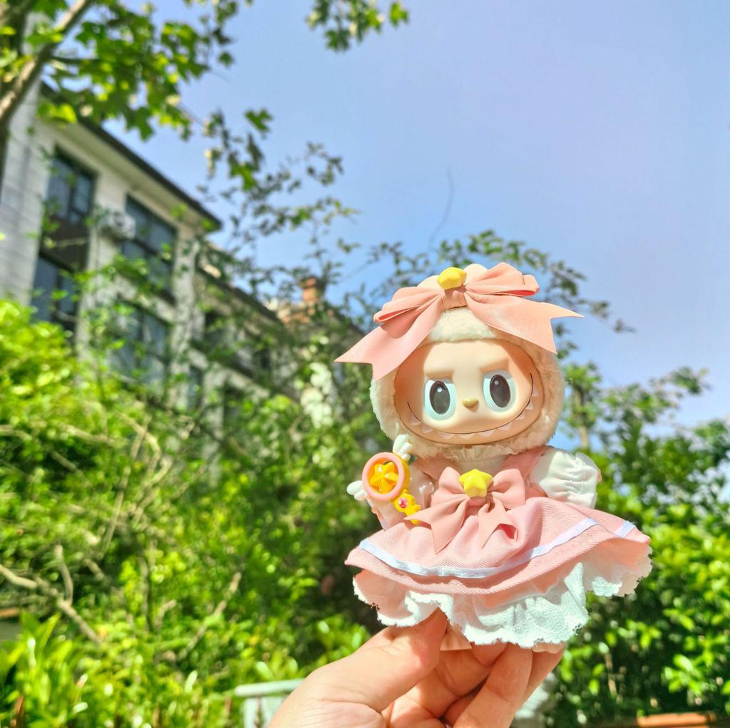 17cm La Boo Boo Blind Box Dinosaur & Shark Keychain In Cute Bee Costume